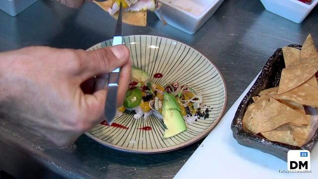 El Diario Montañés | December 5, 2016 | Óscar Calleja cocina un aguachile de lubina salvaje con habanero y mango