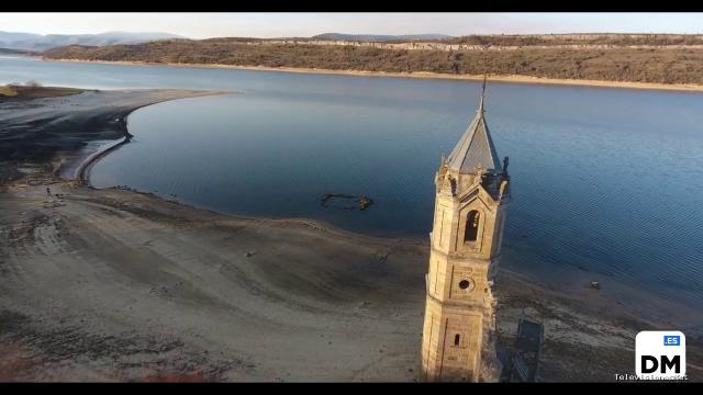 El Diario Montañés | January 11, 2017 | El pantano del Ebro, a vista de dron