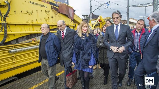 El Diario Montañés | November 17, 2017 | De la Serna visita Cantabria y anuncia un plan de mejora de los pasos entre andenes